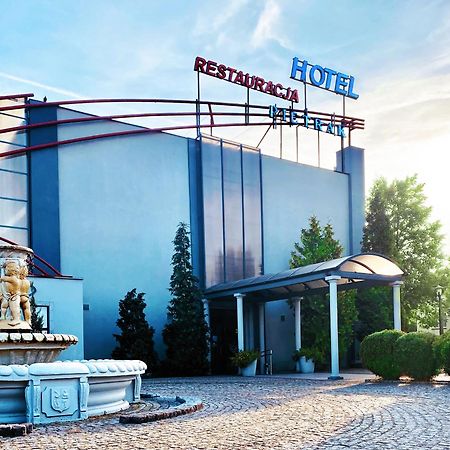 Hotel Pietrak Trzemeszno Exterior foto