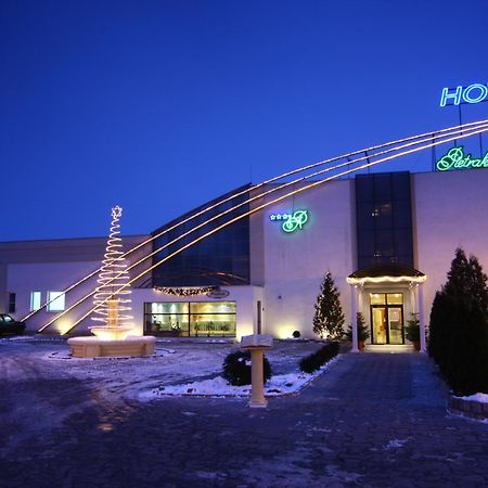 Hotel Pietrak Trzemeszno Exterior foto